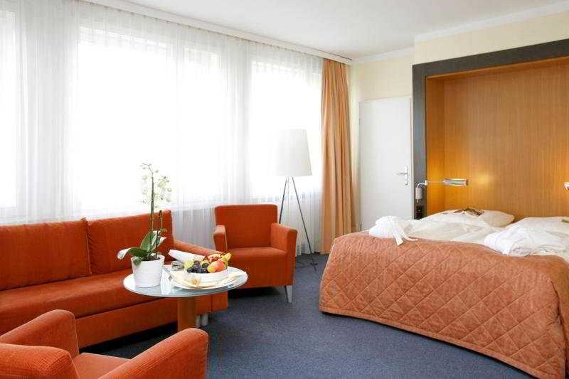 Novum Hotel Ambassador Hamburg Zimmer foto